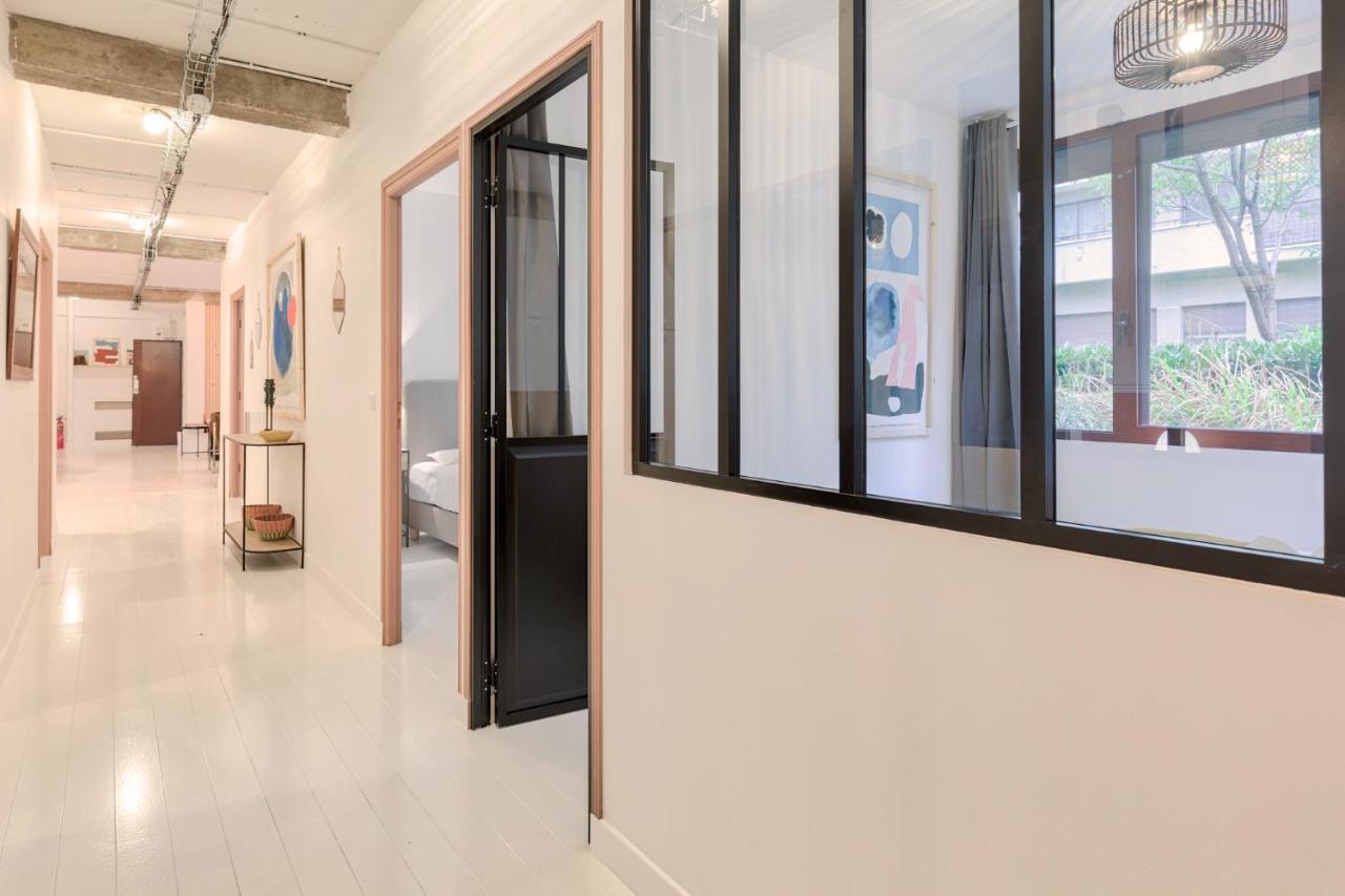 Artist And Design Loft - 10 Guests - 5 Min From Metro Apartment Paris Bagian luar foto