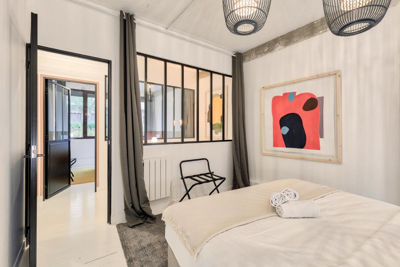 Artist And Design Loft - 10 Guests - 5 Min From Metro Apartment Paris Bagian luar foto
