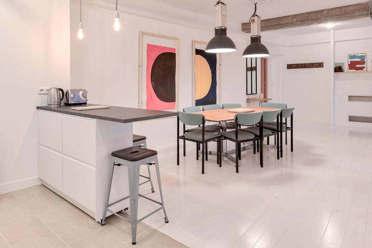 Artist And Design Loft - 10 Guests - 5 Min From Metro Apartment Paris Bagian luar foto